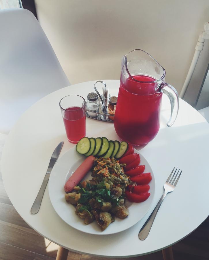 Katun Hostel เยเรวาน ภายนอก รูปภาพ